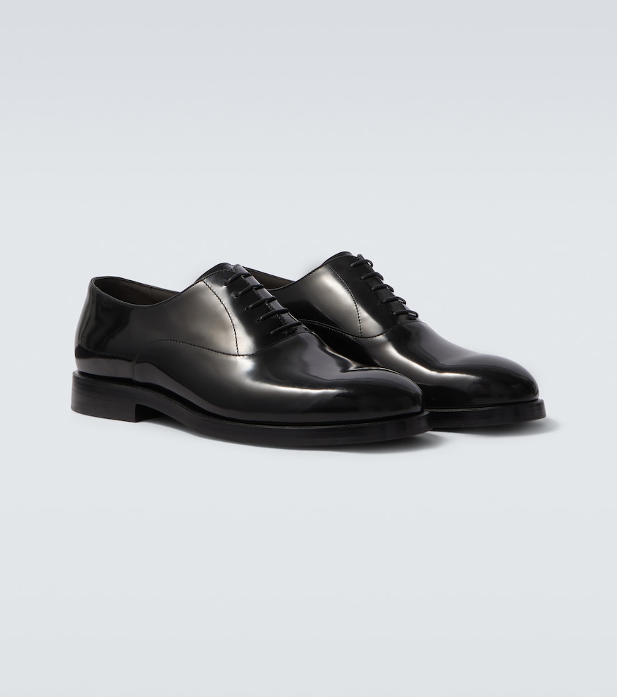 Schnürschuhe aus Leder