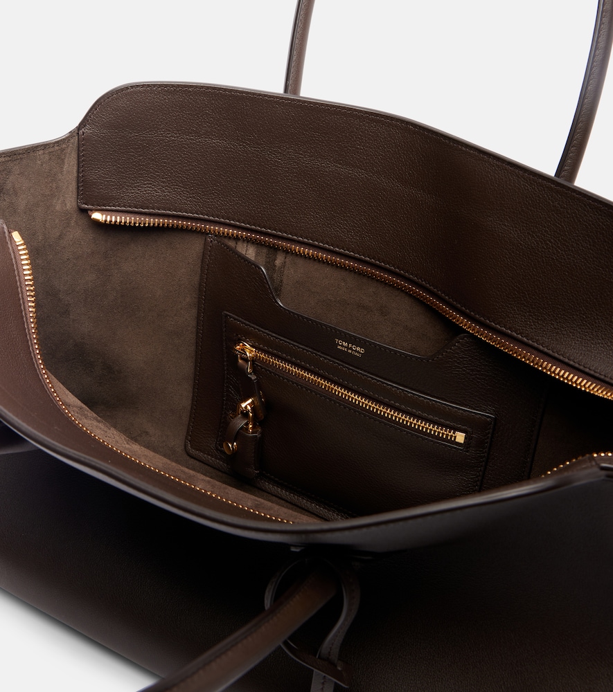  Tom Ford Tom Ford Alexander Large Leather Shoulder Bag 