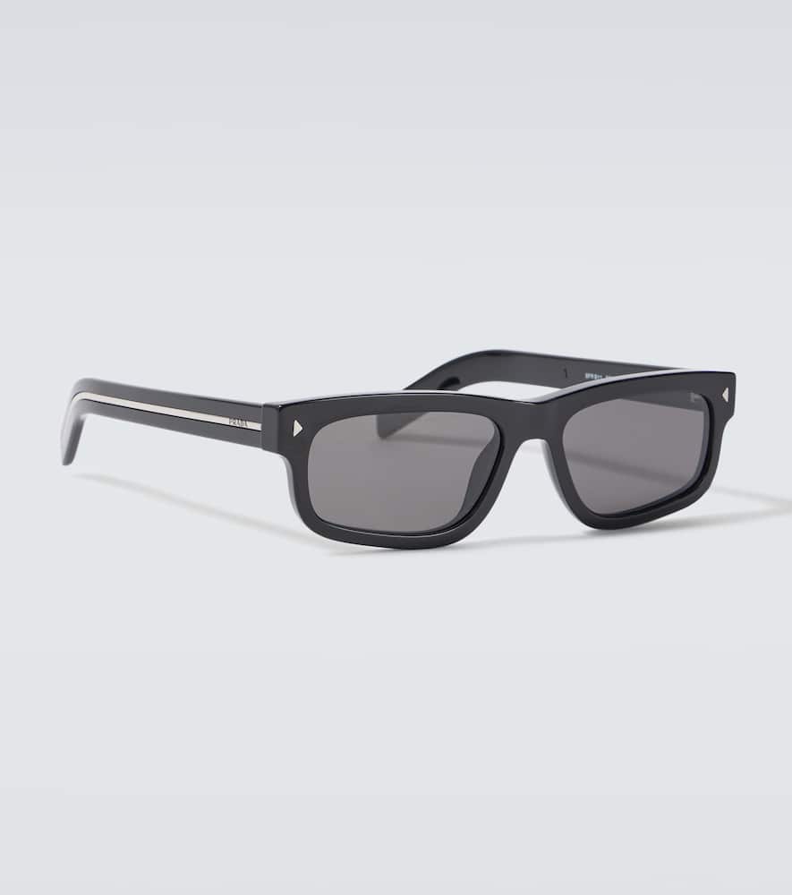 Rectangular sunglasses