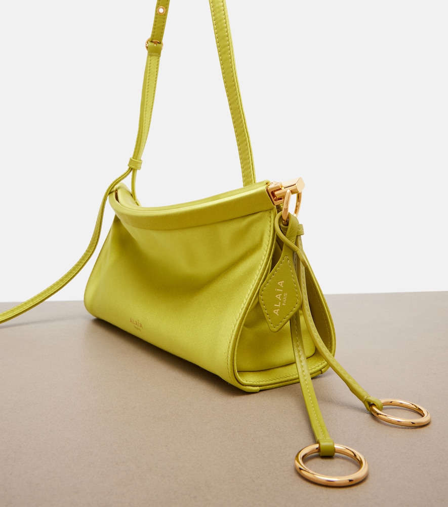 Alaia Alaïa Schultertasche Le click east west small Aus Satin 