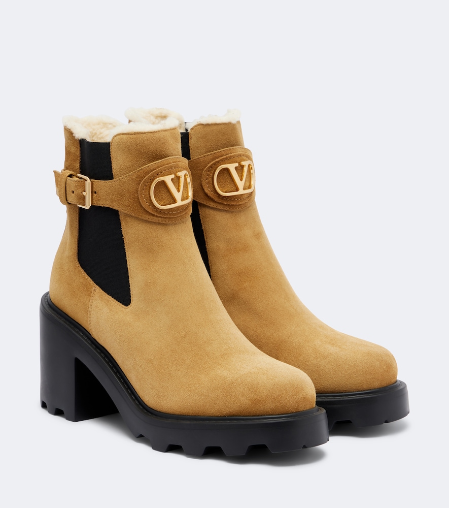 Valentino Garavani Women's Beige Beatle Vlogo Suede Ankle Boots UK Size 8.5 - Mytheresa
