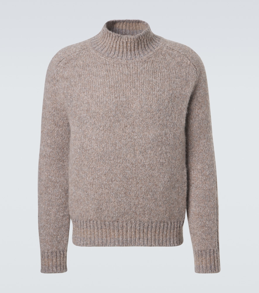 Cashmere And Sweater