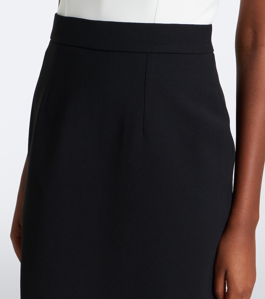 Zada Maxi