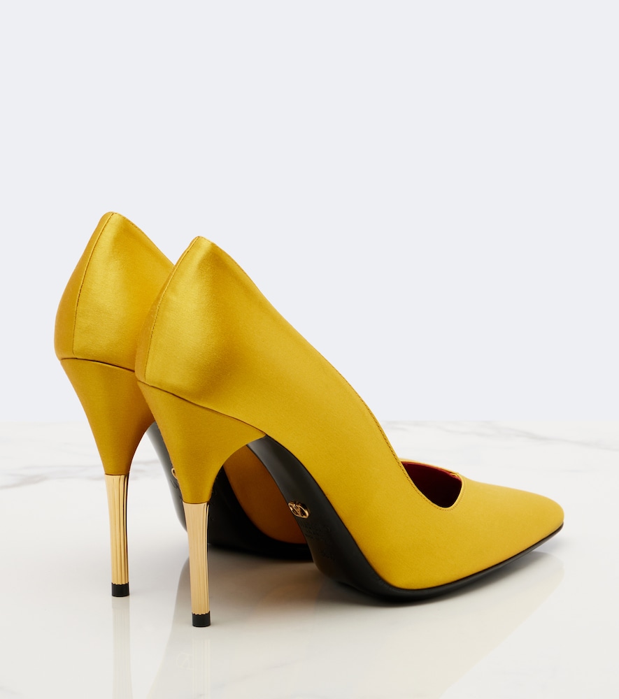 Garavani Enigme Pumps