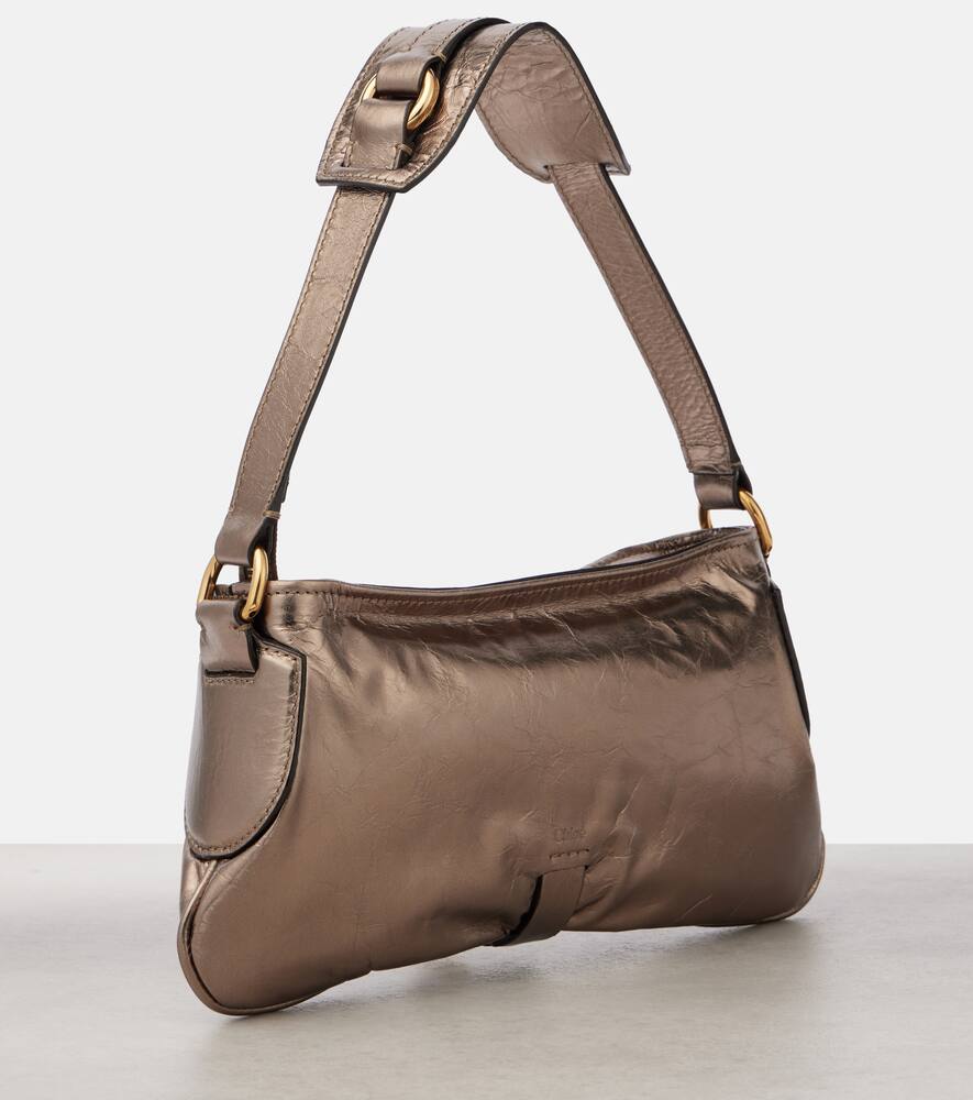 Chloé Kerala 25 Small Metallic Leather Shoulder Bag In Grau