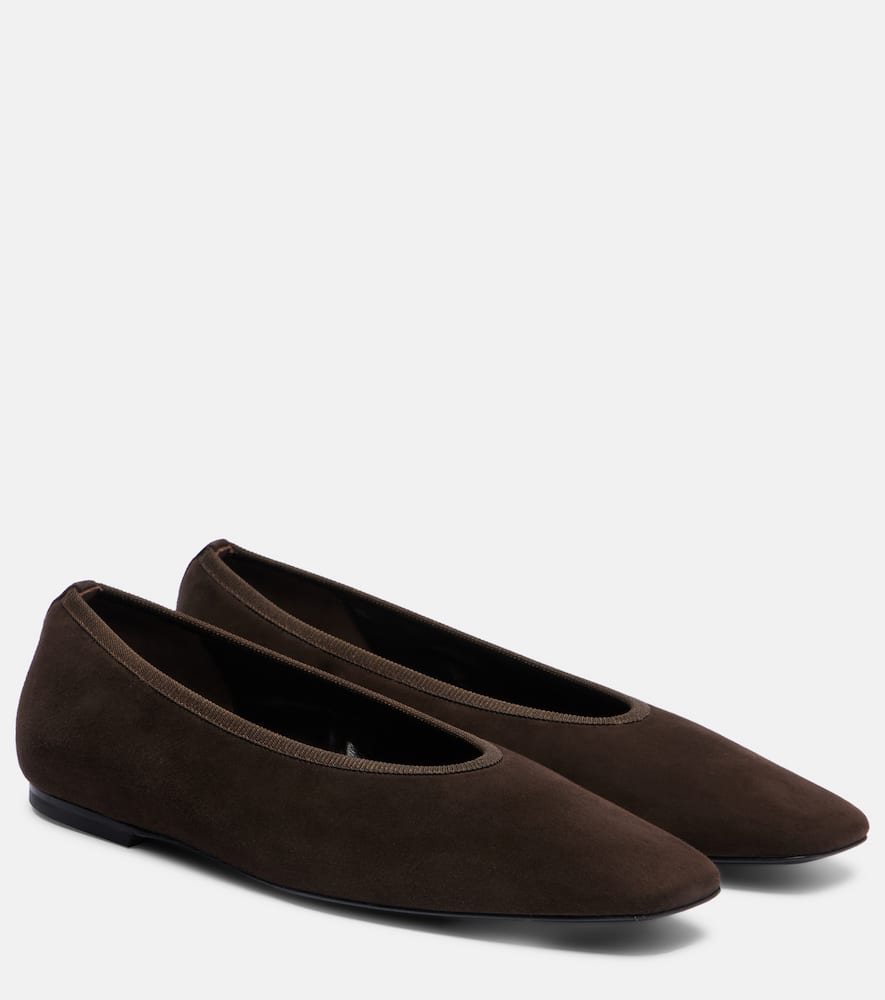 Totême Suede Ballet Flats In Brown