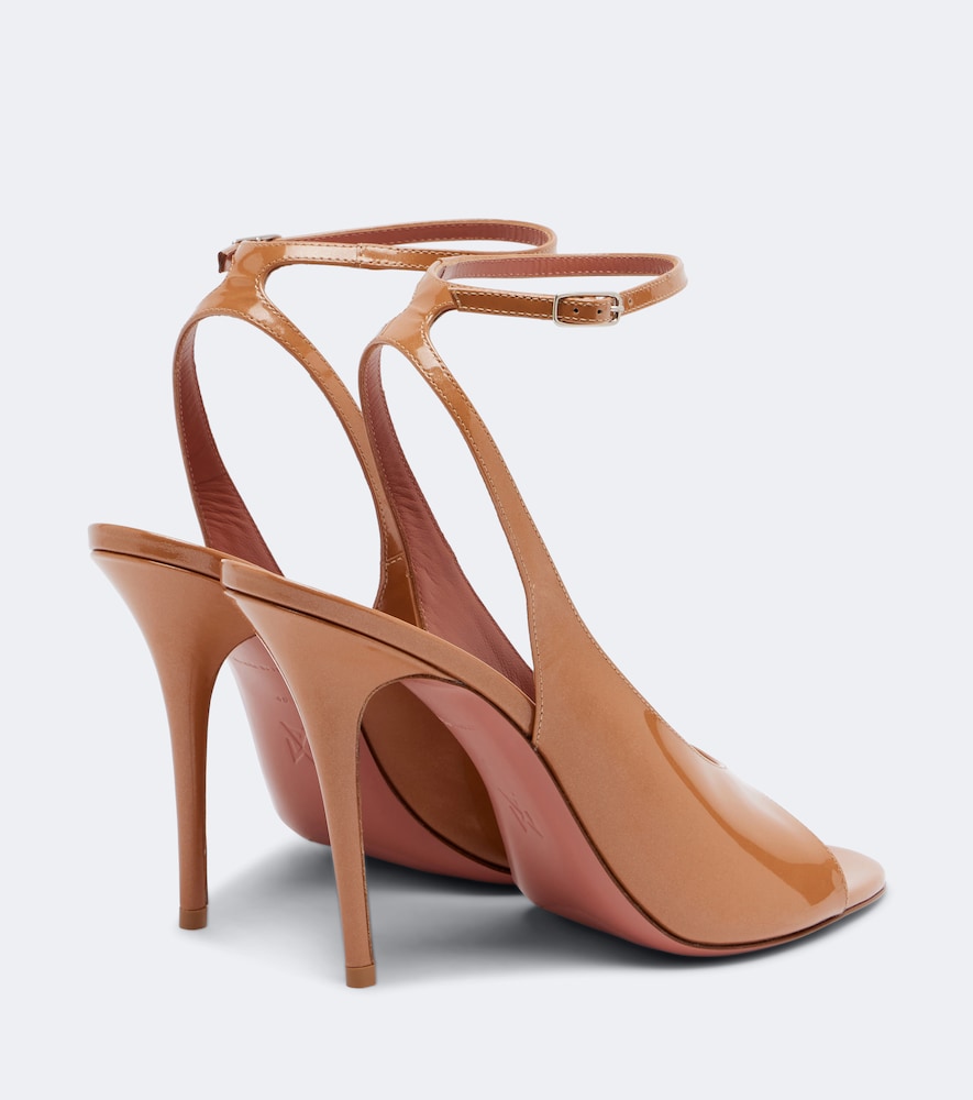 Anok Slingback
