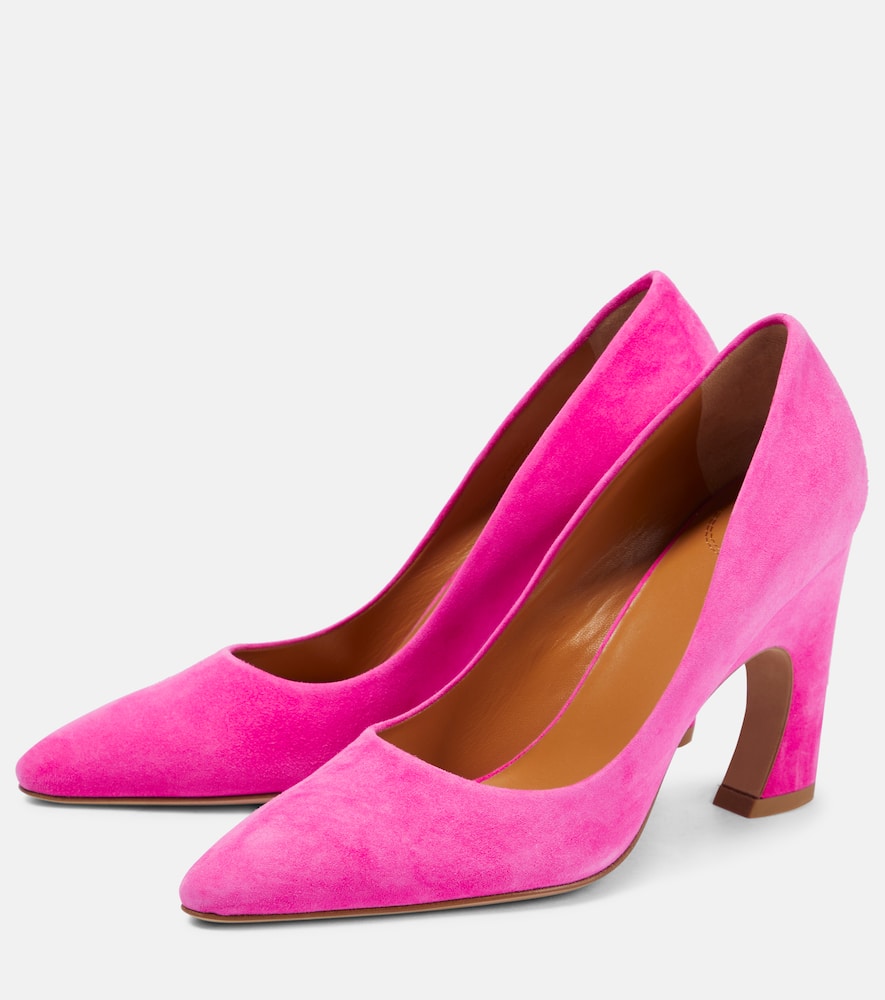 Shop Chloé Oli Suede Pumps In Pink