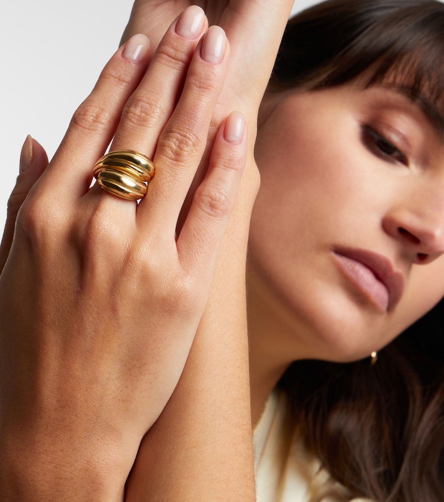  Pamela Zamore Pamela Zamore Eos Hug 18kt Gold Ring 
