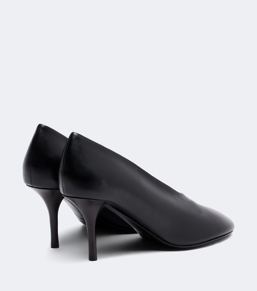 Back Pumps