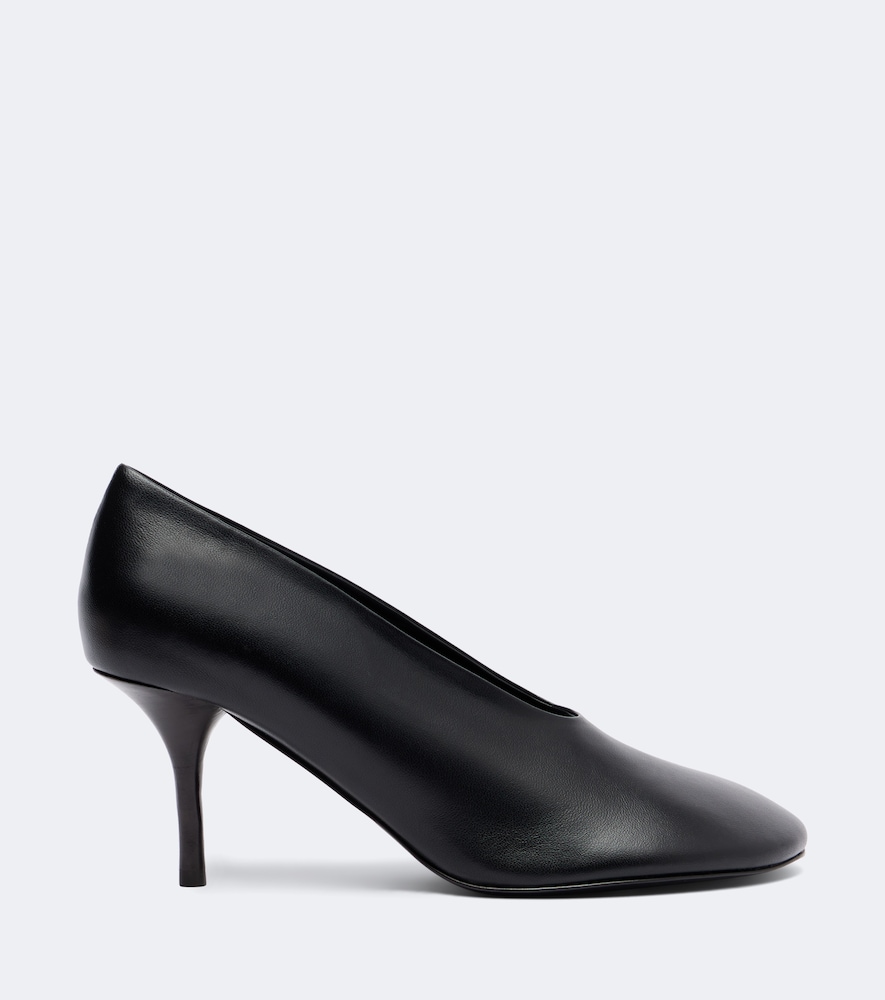 Back Pumps