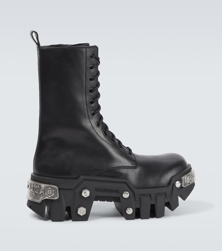 Bulldozer leather lace-up boots
