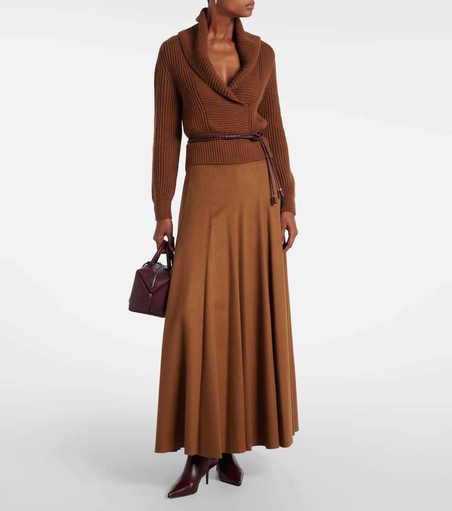 Max Mara Oversized Wool And Cashmere Jumper In Brown