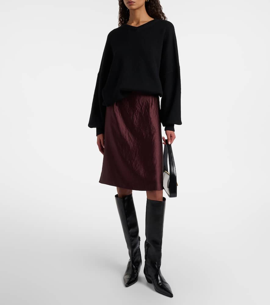 Vince Satin Midi Skirt In Burgundy