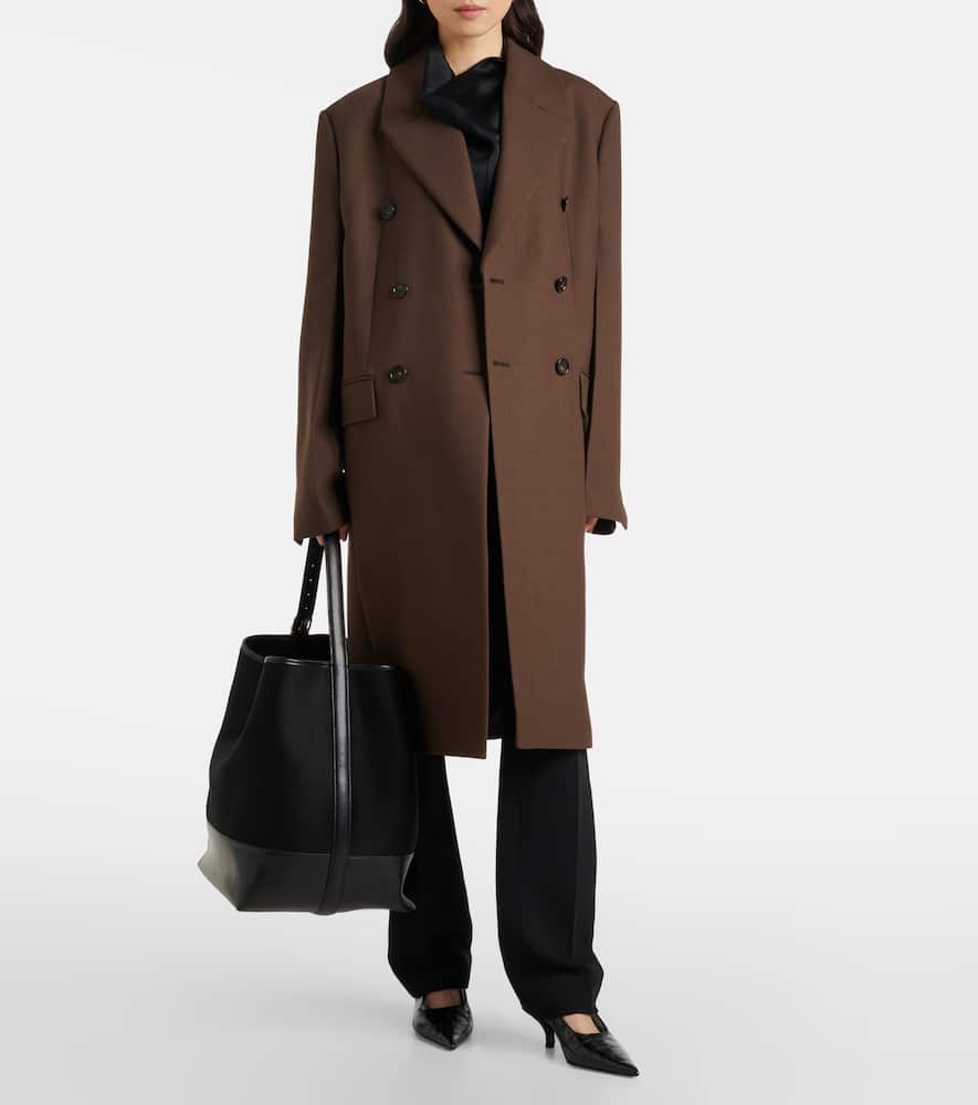 Totême Leather-trimmed Tote Bag In Black