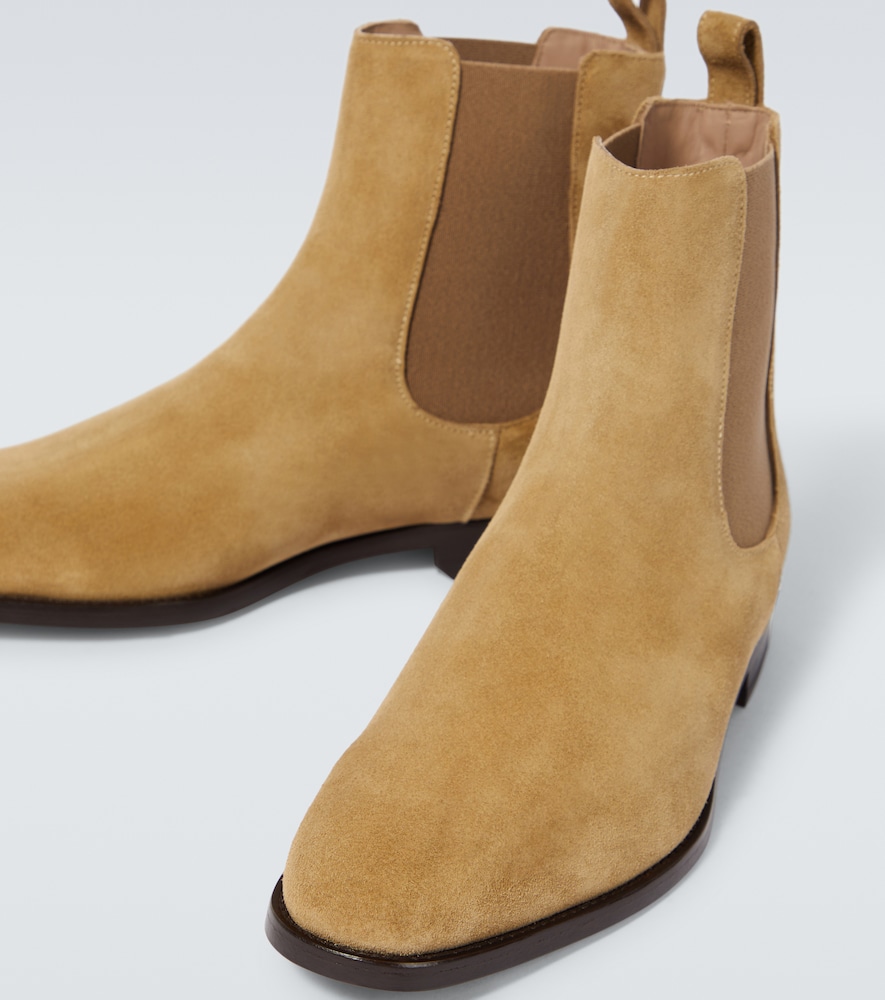  Manolo Blahnik Manolo Blahnik Delsa Suede Chelsea Boots 