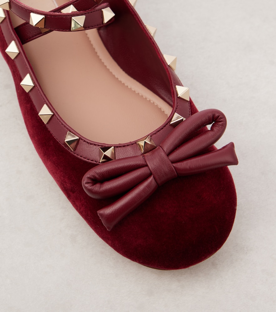  Valentino Garavani Valentino Garavani Ballerinas Rockstud Aus Samt 