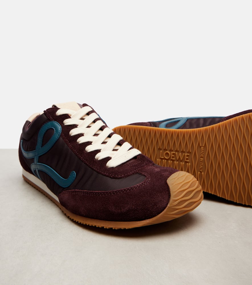 Loewe Flow Runner 2.0 Suede-trimmed Sneakers In Burgundy
