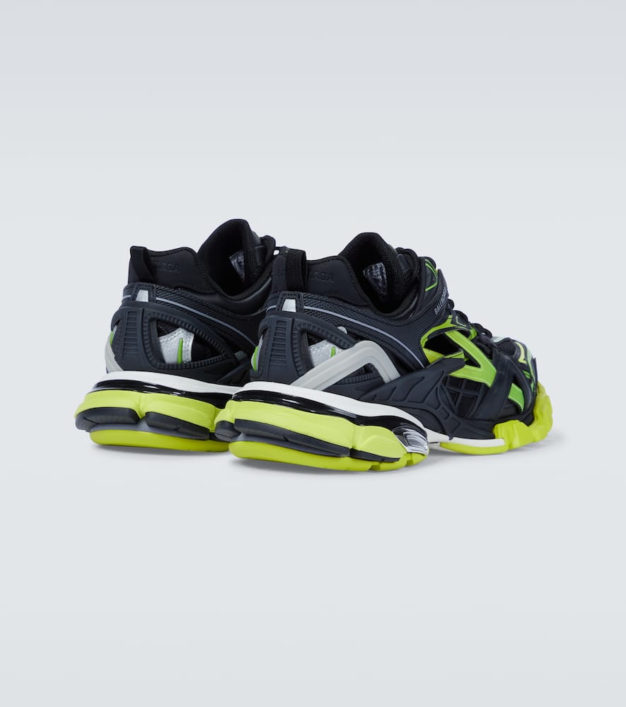 BALENCIAGA photo
