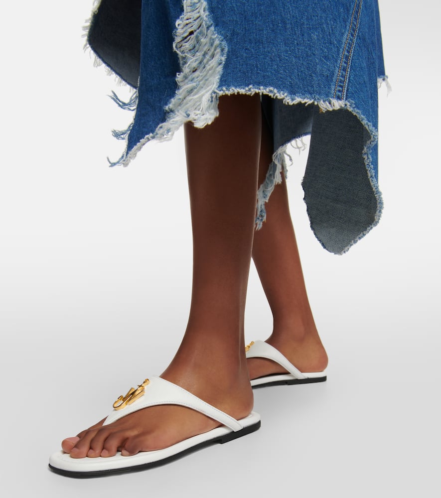 Jw Anderson 10mm Anchor Leather Thong Sandals In White