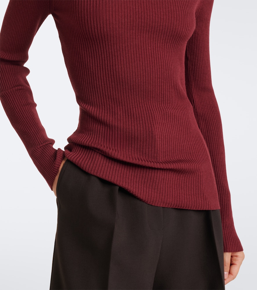 Ribbed-Knit Virgin Wool Turtleneck Top