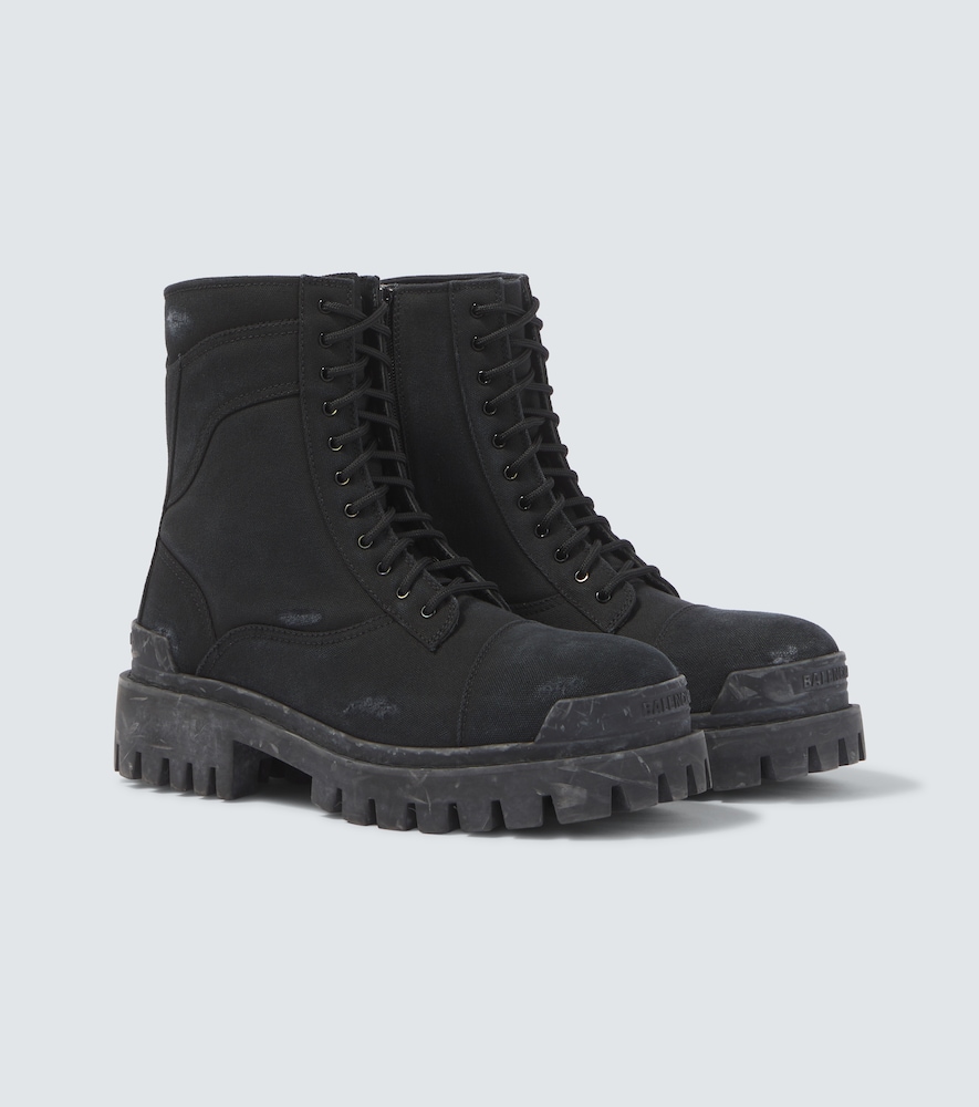 Schnürstiefel Combat Strike aus Canvas