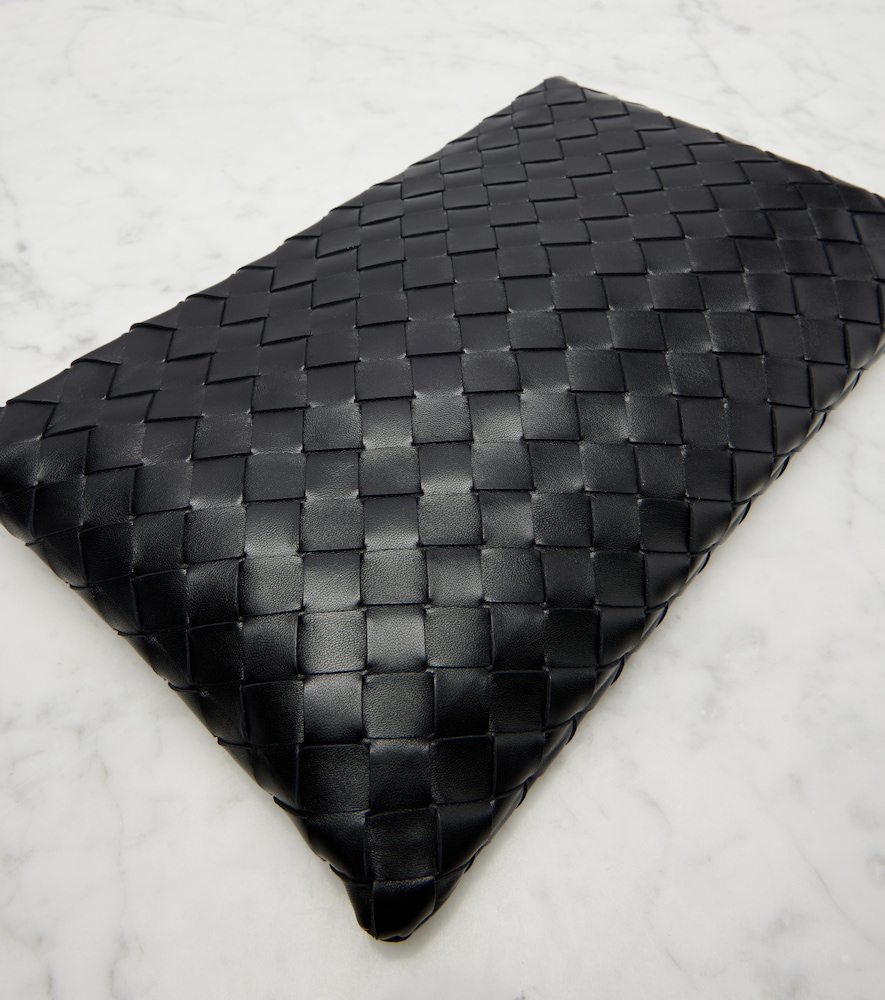 Intrecciato Medium Leather Pouch