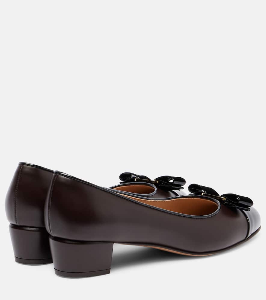 Ferragamo Bow-tie High Heels In Black