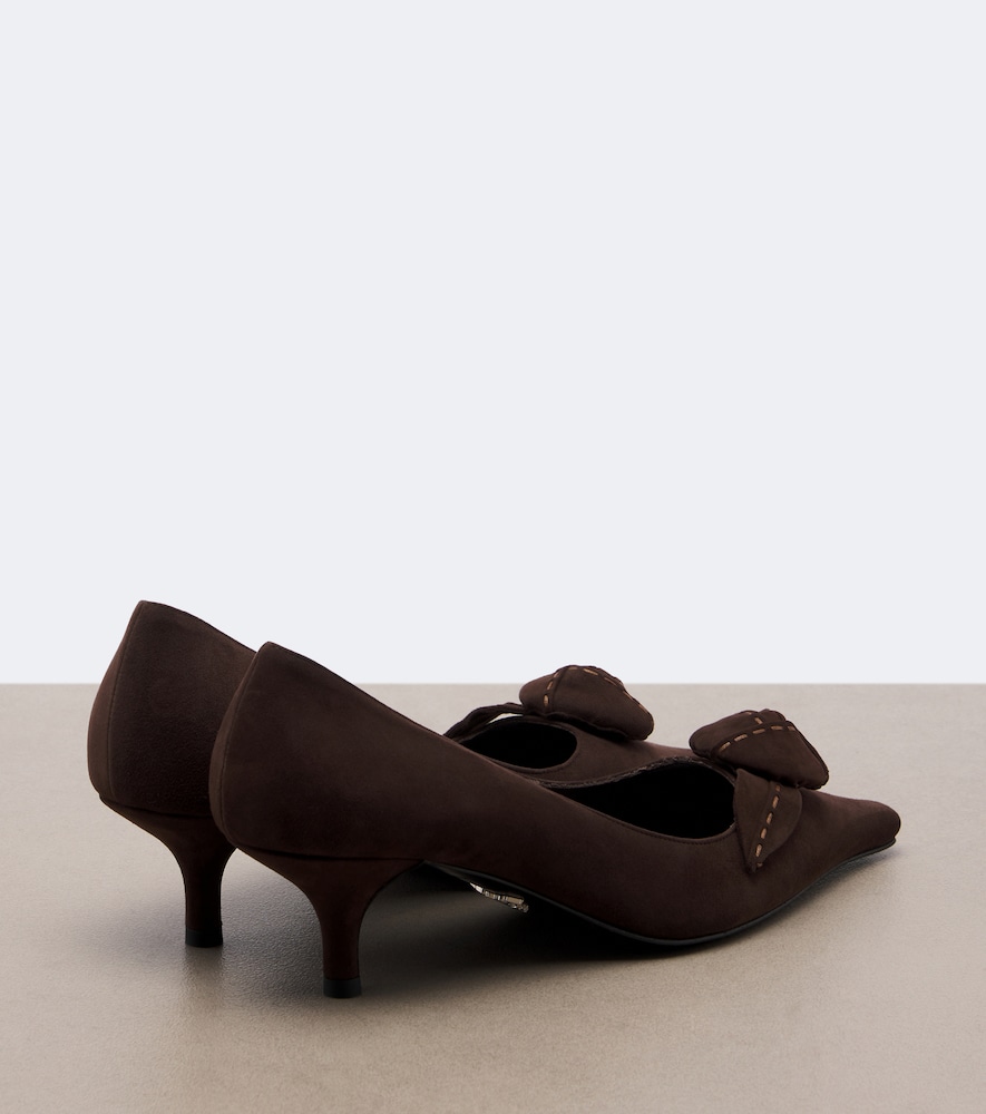 Floral-Appliqué Pumps