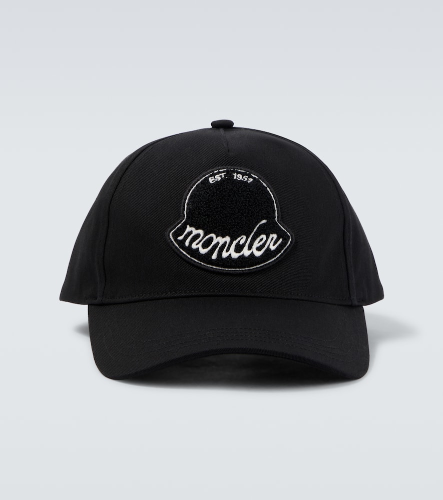 Moncler Logo-patch Adjustable Baseball Cap In Black