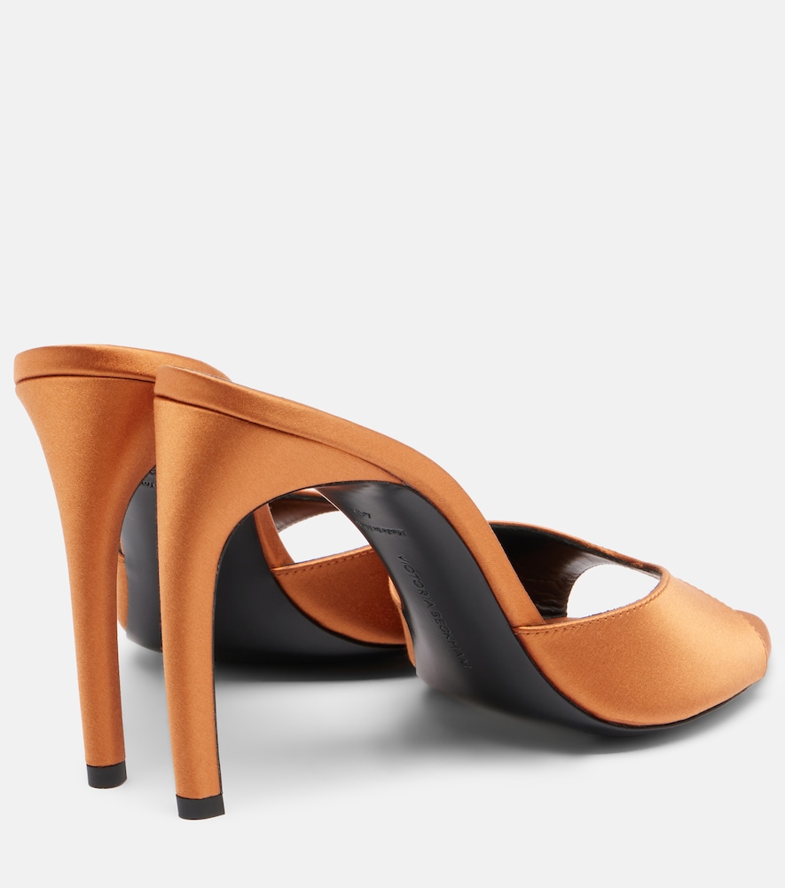  Victoria Beckham Victoria Beckham Harlow Satin Mules 