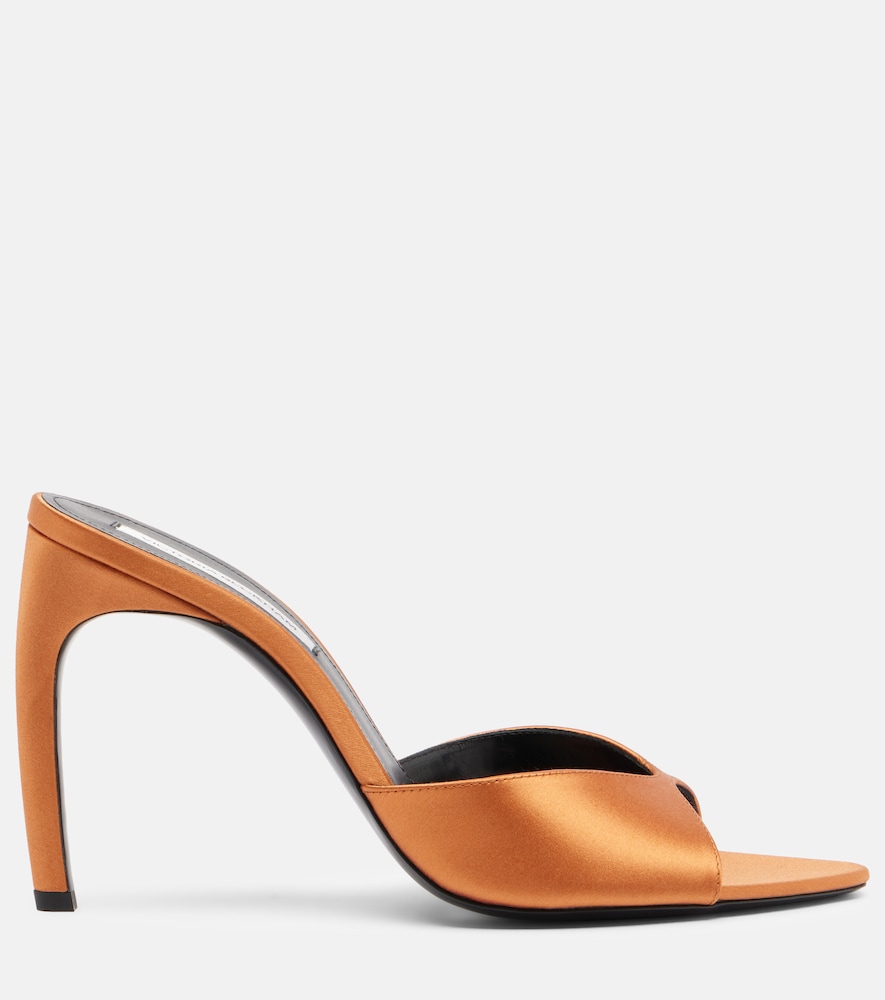  Victoria Beckham Victoria Beckham Harlow Satin Mules 