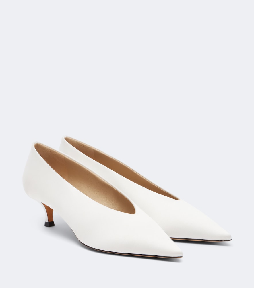 Le Monde Béryl Pumps Babouche in raso