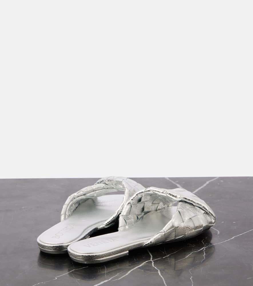 Bottega Veneta Blink Intrecciato Metallic Leather Mules In Silver