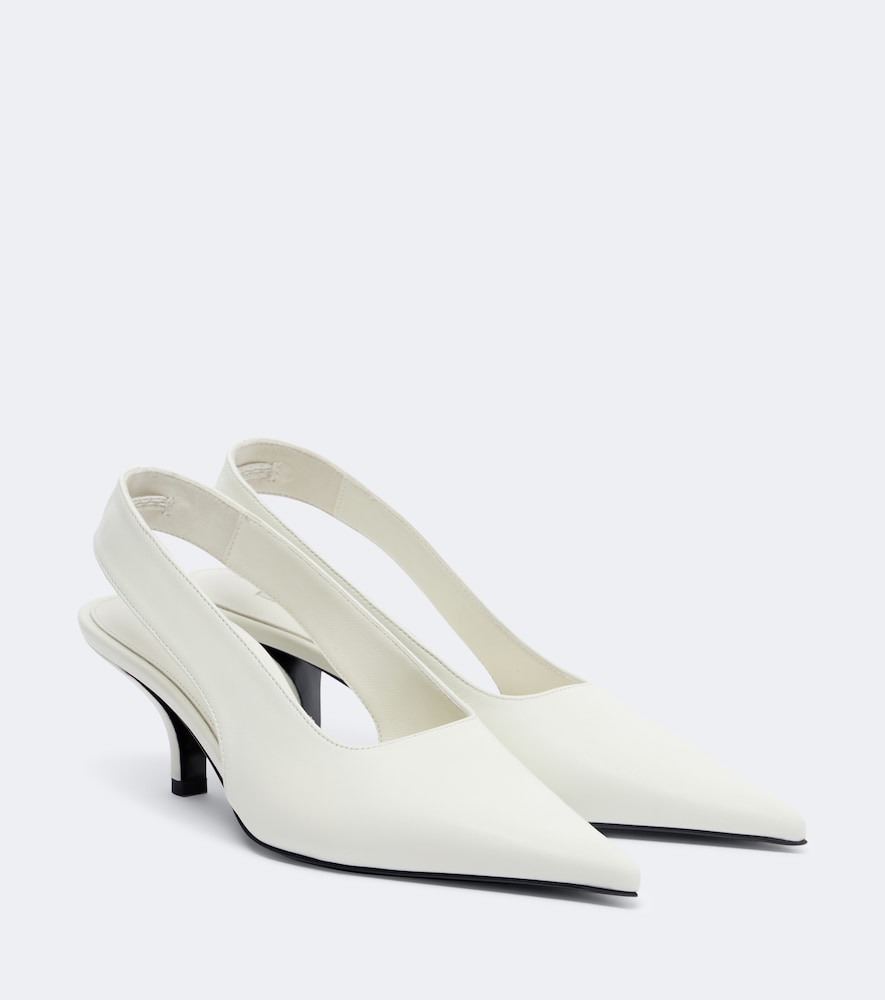Slingback-Pumps aus Leder
