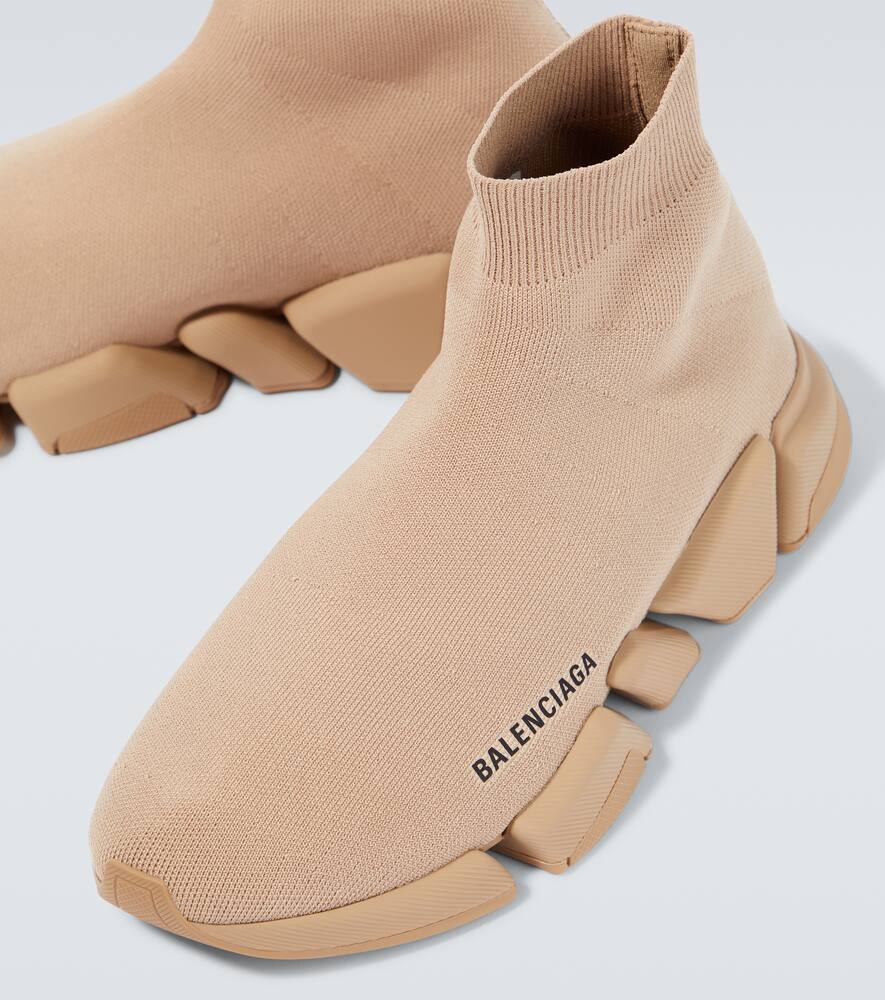 beige balenciaga speed