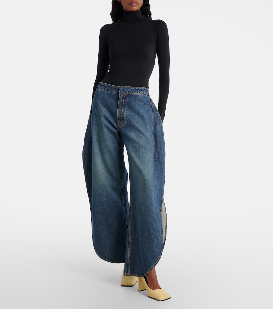Alaïa 90 Calf Hair Pumps In Yellow