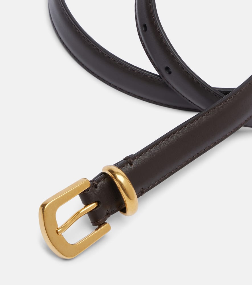 The Row Ring Leather Belt In Black