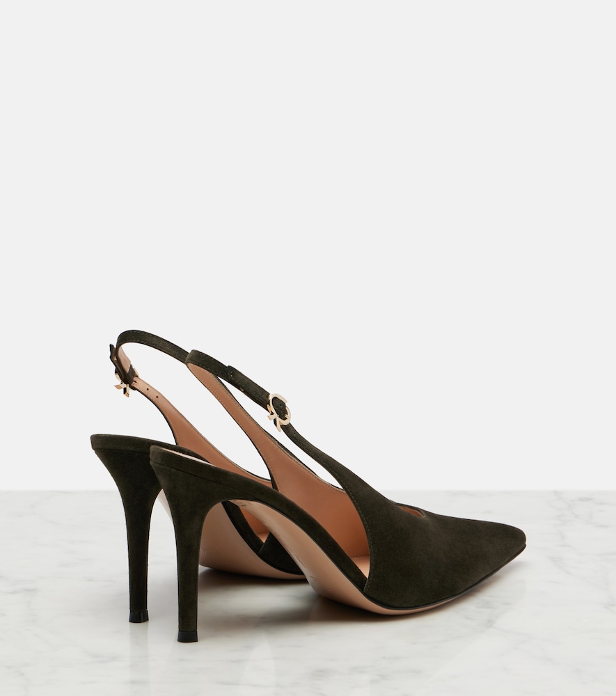  Gianvito Rossi Gianvito Rossi Robbie Suede Slingback Pumps 