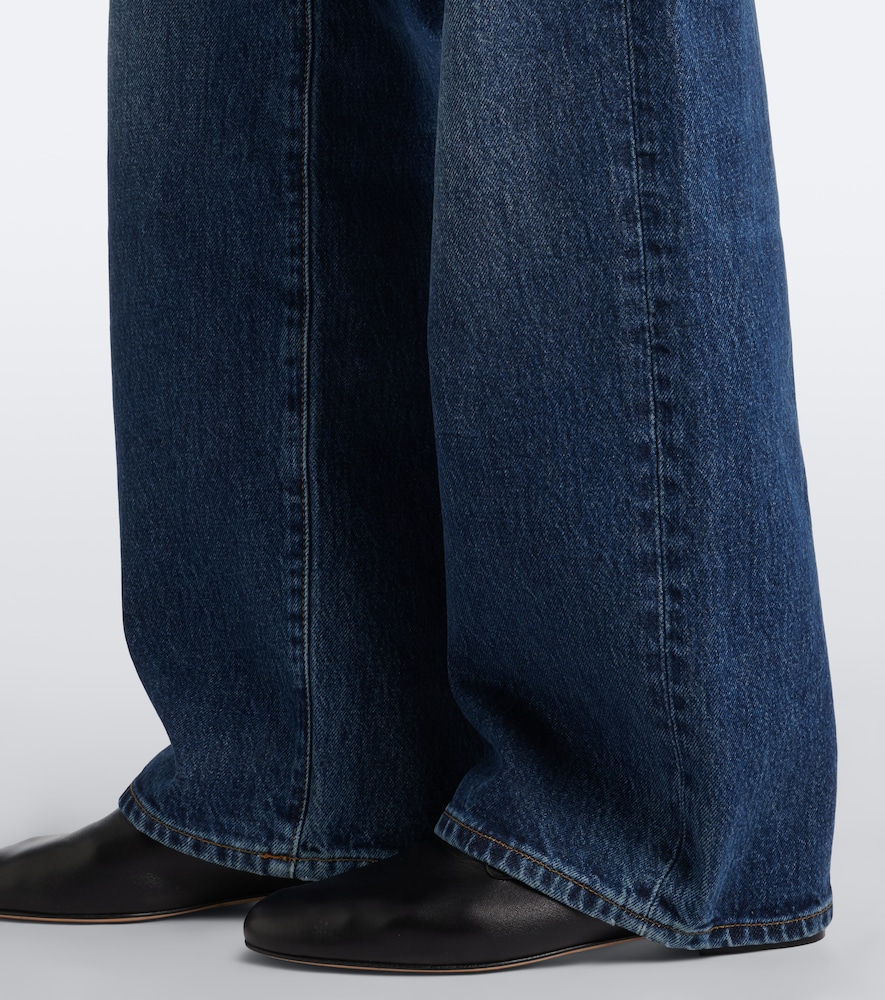 Saturday Straight Jeans