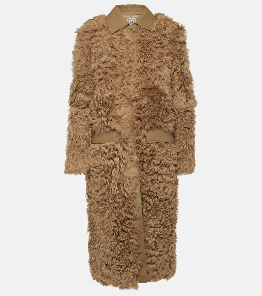 Totême Curly Shearling Lamb Long Coat In Beige