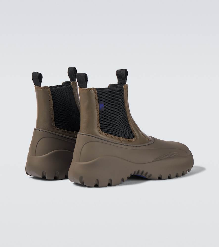  Burberry Burberry Leather Chelsea Boots 