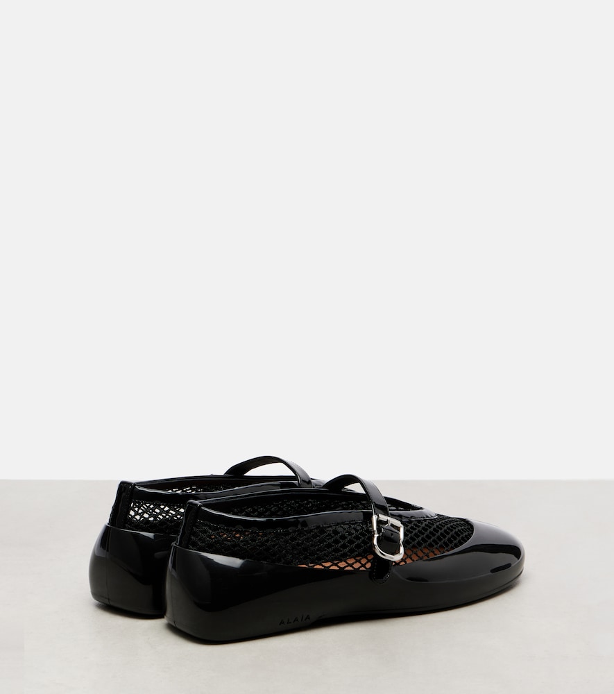 Alaia Alaã¯a Leather-trimmed Fishnet Ballet Flats 
