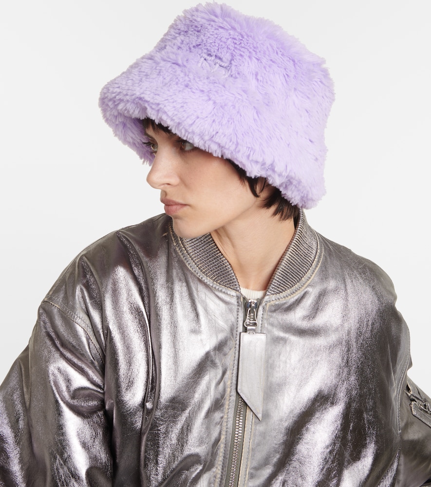  Ruslan Baginskiy Ruslan Baginskiy Teddy Bucket Hat 