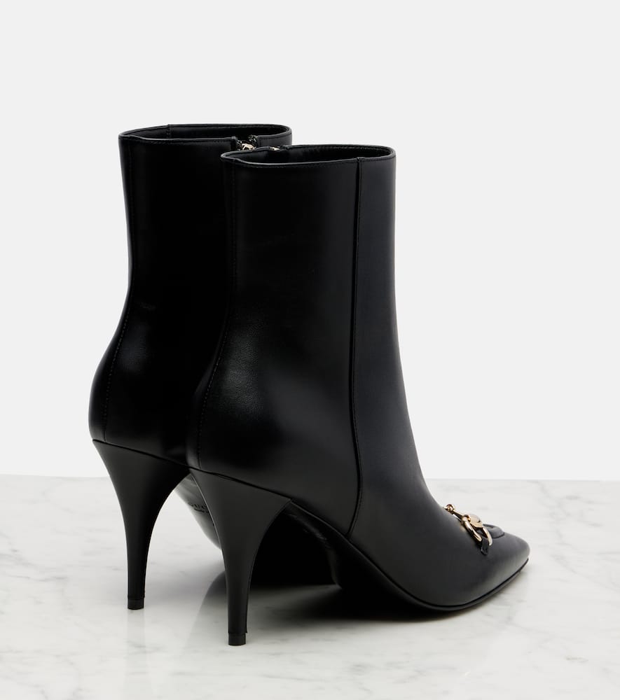 Gucci Leather Ankle Boots With Horsepiece In Black