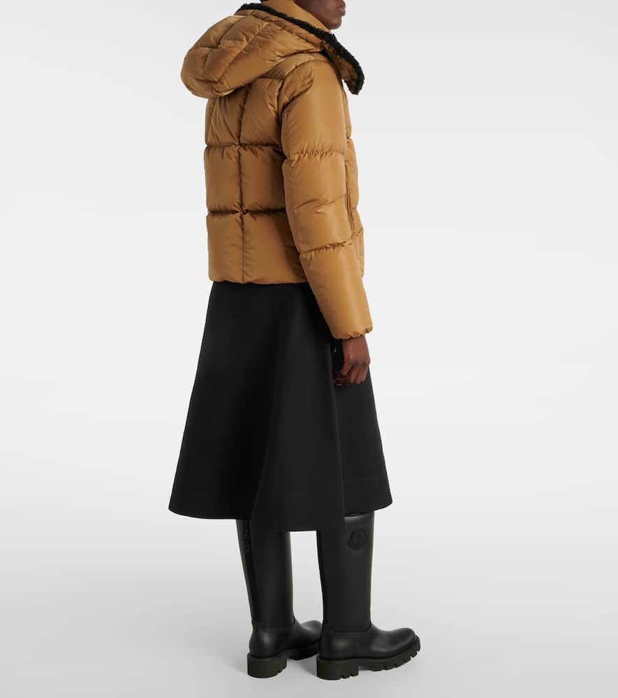 Moncler Castelnou Square-quilted Hooded Short Down Jacket Clothing In Brown