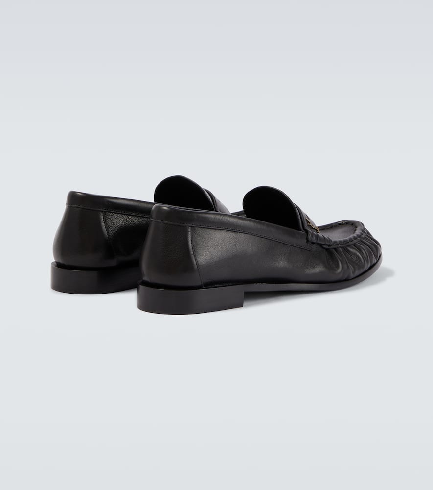 Saint Laurent Le Loafer Loafers In Polished Wrinkled Leather In Black