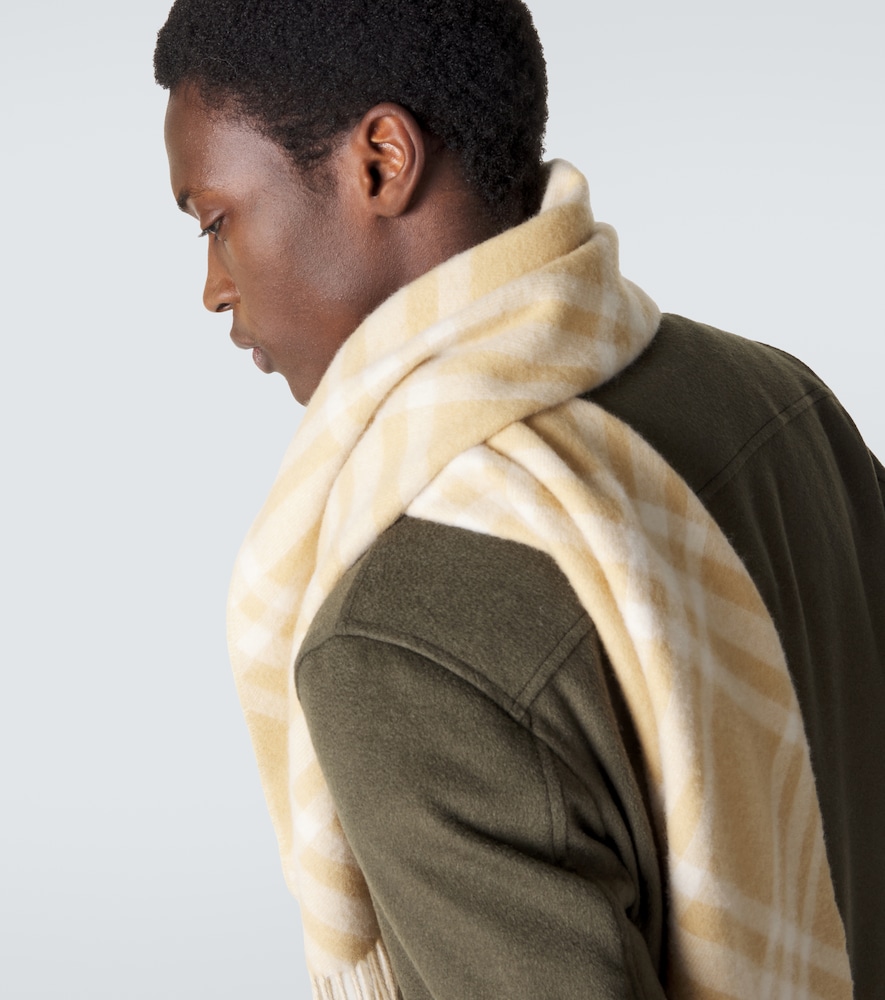  Burberry Burberry Schal Ekd Aus Kaschmir 