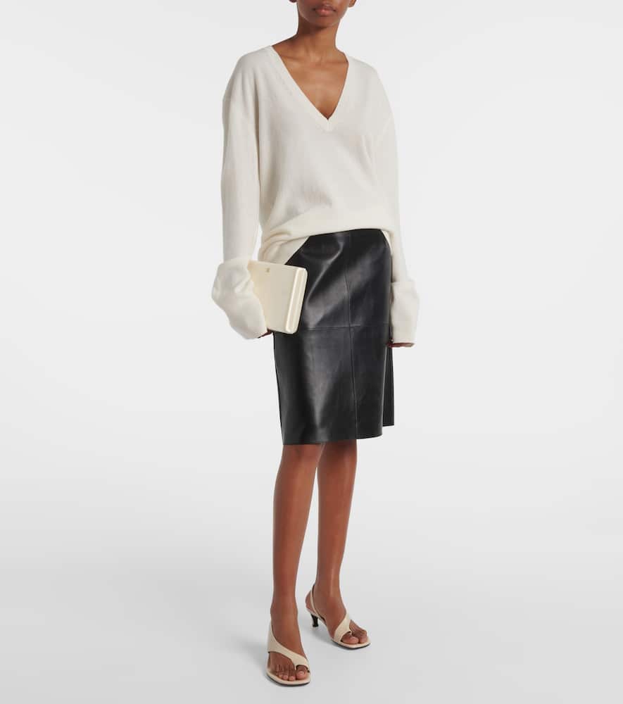 Totême Toteme Satin Box Clutch In White