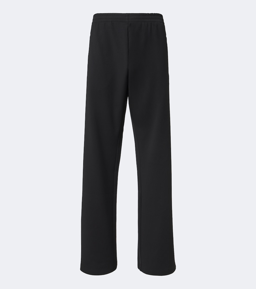 Pantaloni a gamba larga e vita media